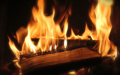 Comment allumer un feu de cheminée à coup sûr ?